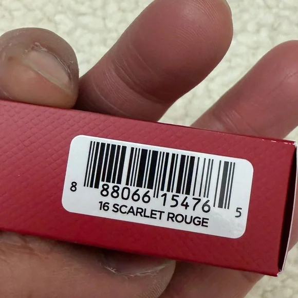 Tom ford Love Collection Lip Color Matte Lipstick scarlet rouge - Picture 3 of 7
